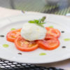 01.ristorante_collinetta_menu_caprese_con_mozzarella_di_bufala